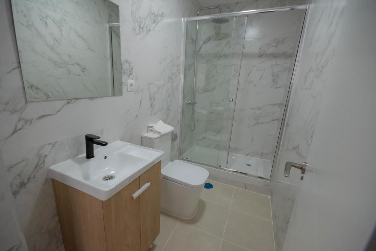 For You Rentals Encantador Y Unico Estudio Temporal En Tetuan Madrid Mlu1º1 Bagian luar foto
