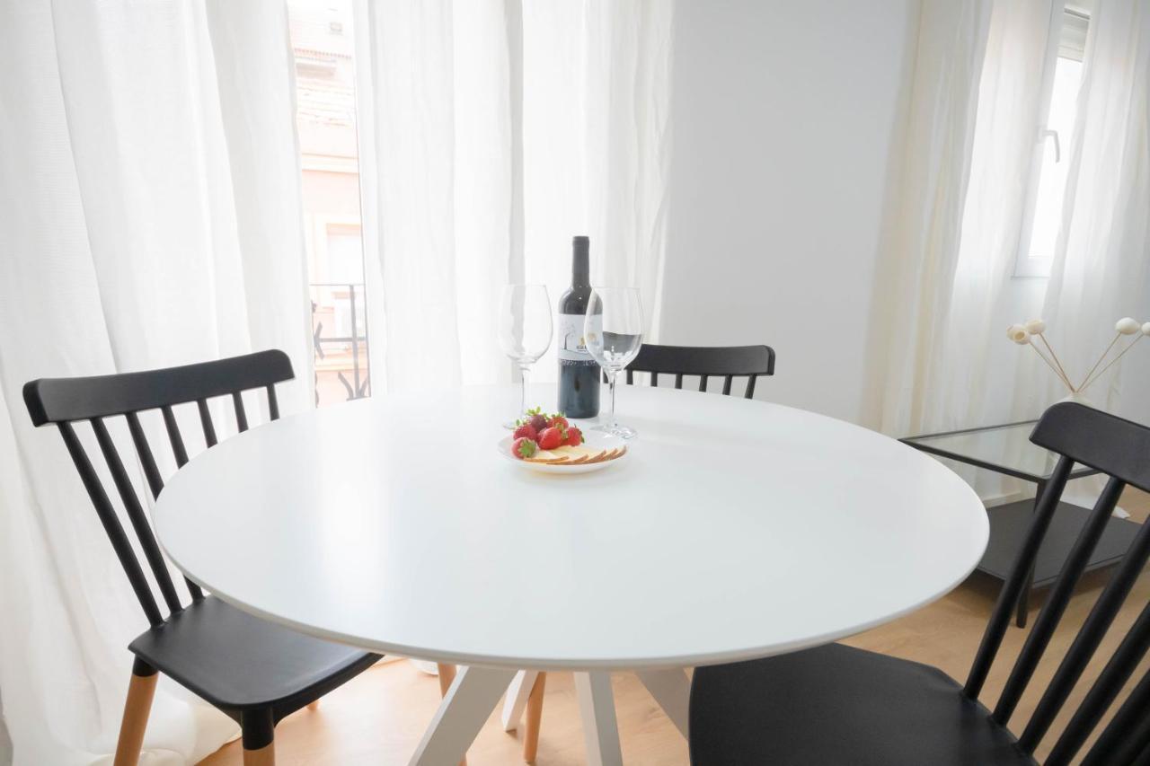 For You Rentals Encantador Y Unico Estudio Temporal En Tetuan Madrid Mlu1º1 Bagian luar foto