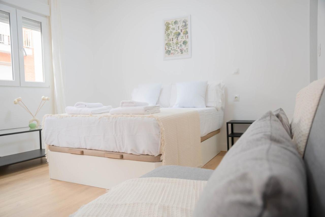 For You Rentals Encantador Y Unico Estudio Temporal En Tetuan Madrid Mlu1º1 Bagian luar foto