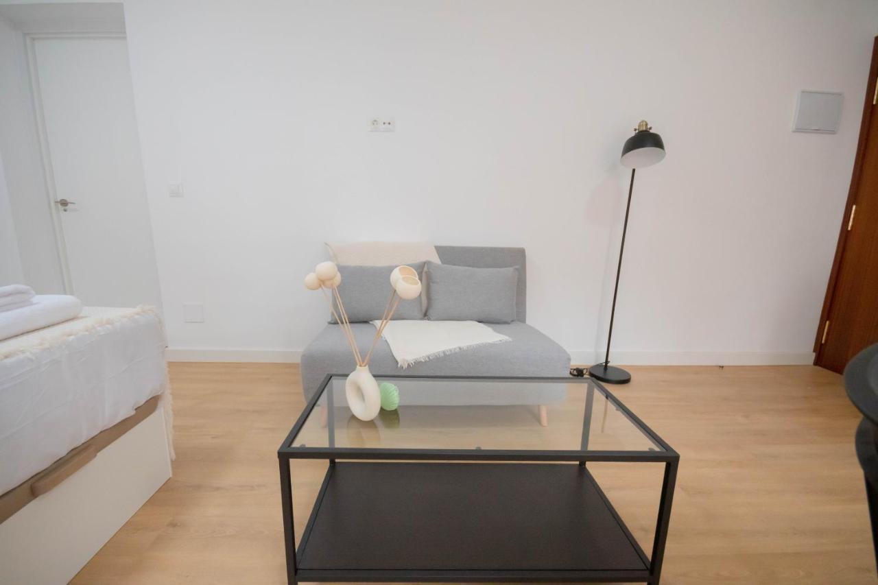 For You Rentals Encantador Y Unico Estudio Temporal En Tetuan Madrid Mlu1º1 Bagian luar foto