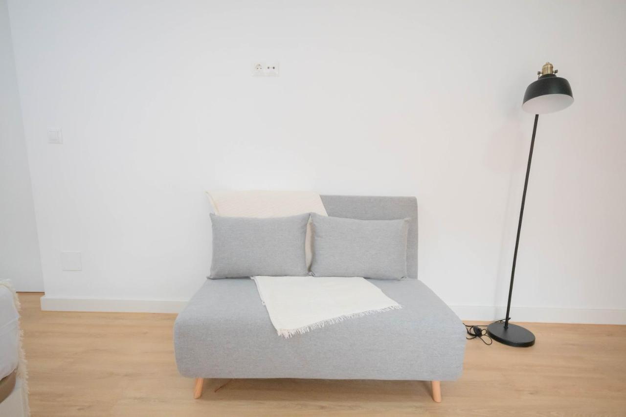 For You Rentals Encantador Y Unico Estudio Temporal En Tetuan Madrid Mlu1º1 Bagian luar foto