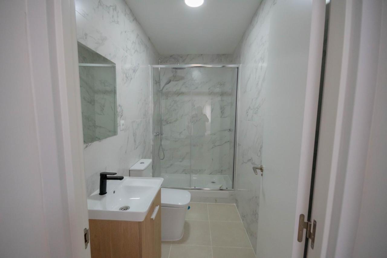For You Rentals Encantador Y Unico Estudio Temporal En Tetuan Madrid Mlu1º1 Bagian luar foto